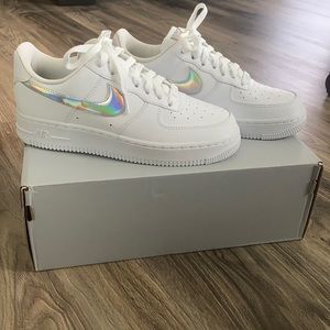 Women’s Nike Air Force 1 IRIDESCENT